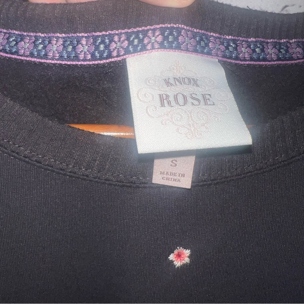 Knox Rose Embroidered Floral Short Sleeve Blouse Size‎ Small - Picture 6 of 7